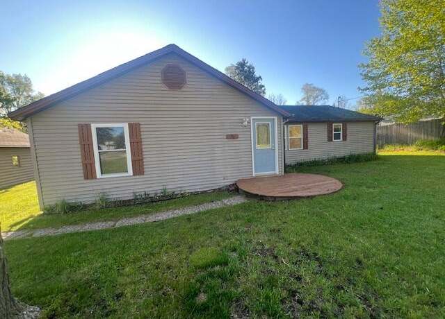 Property at 52 N Webster St, White Cloud, MI 49349, 3 beds, 2 baths