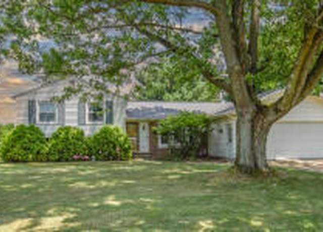 Property at 293 N Fiske Rd, Coldwater, MI 49036, 5 beds, 2 baths