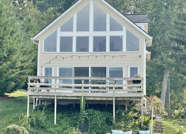 Property at 727 Treasure Island Cir, Mattawan, MI 49071, 3 beds, 2 baths