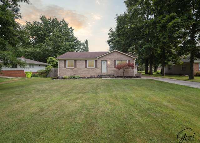 Property at 48075 Meadow Ln, New Baltimore, MI 48051, 3 beds, 2 baths