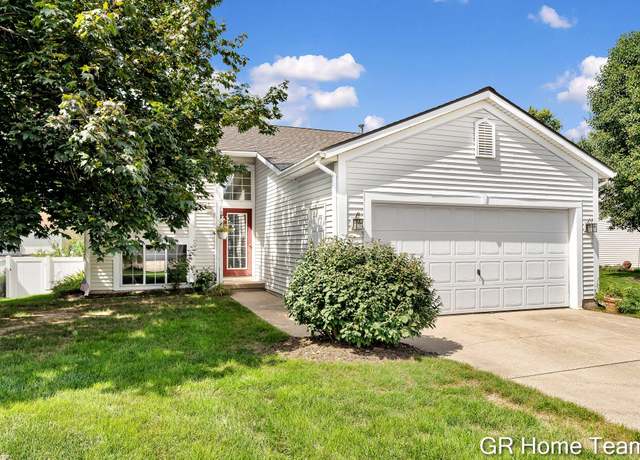 Property at 709 Cashew Ct NW, Grand Rapids, MI 49504, 3 beds, 2 baths