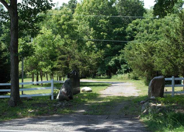 Property at 7888 N Territorial Rd, Dexter, MI 48130