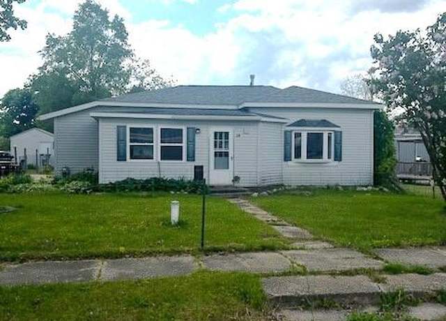 Property at 324 4th St, Blanchard, MI 49310, 2 beds, 1 bath