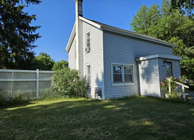 Property at 8991 W 1 Mile Rd, Hesperia, MI 49421, 4 beds, 1 bath
