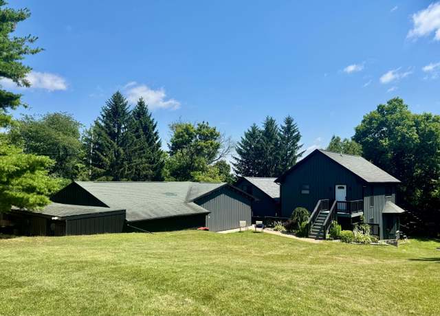 Property at 12141 Lawrence Rd, Brooklyn, MI 49230, 4 beds, 3 baths