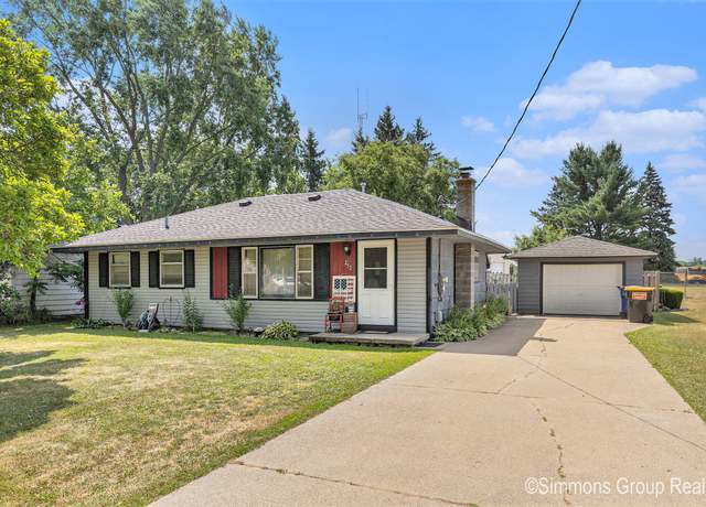 Property at 252 Jeffrey St, Cedar Springs, MI 49319, 3 beds, 1 bath