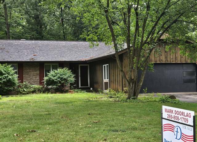 Property at 219 Walnut Woods Ct, Plainwell, MI 49080, 3 beds, 2 baths