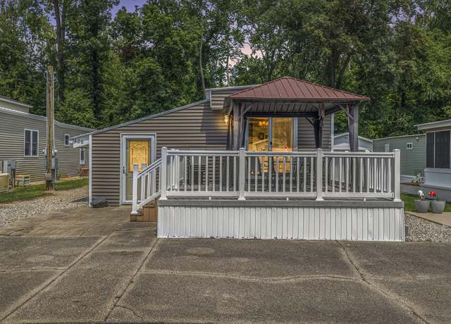 Property at 486 Maple Ln, Coldwater, MI 49036, 4 beds, 1 bath