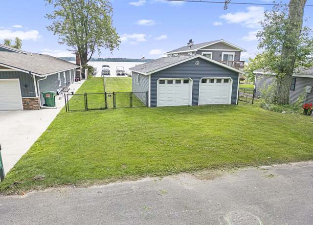 Property at 3173 Sandy Beach St, Wayland, MI 49348, 4 beds, 2 baths