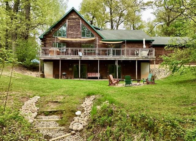 Property at 87126 CR 687, Hartford, MI 49057, 3 beds, 2 baths