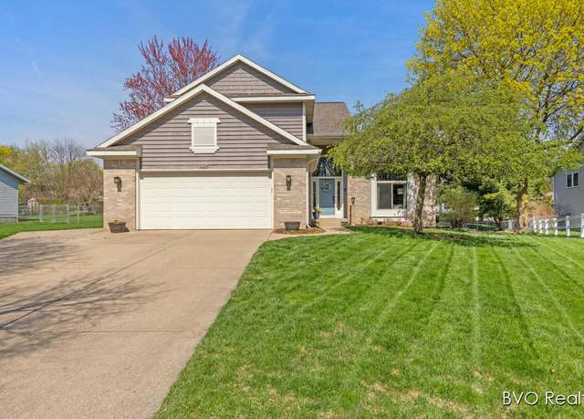 Property at 2279 Midvale St NE, Grand Rapids, MI 49505, 3 beds, 3.5 baths