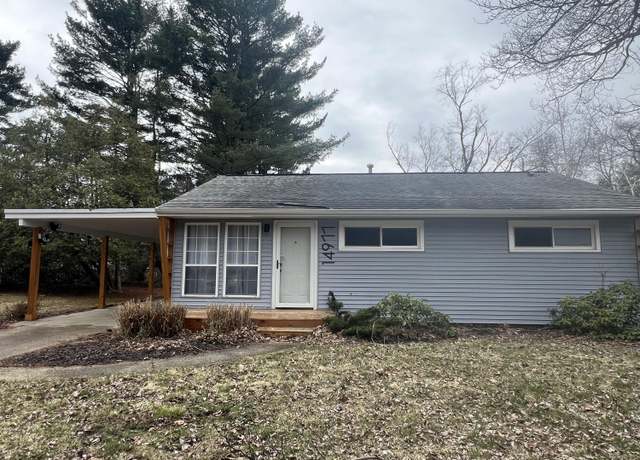 Property at 14977 Lakeshore Ave, Grand Haven, MI 49417, 3 beds, 1 bath