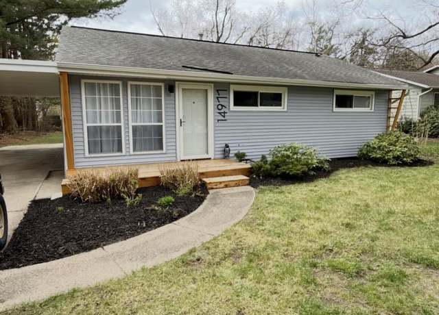 Property at 14977 Lakeshore Ave, Grand Haven, MI 49417, 3 beds, 1 bath