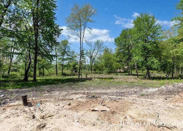 Property at 746 W Sedona Hills Ct NE, Grand Rapids, MI 49525