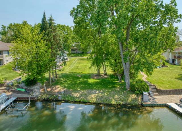Property at 112 Abbott Ln, Brooklyn, MI 49230