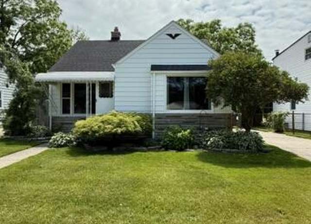 Property at 22026 Alger St, Saint Clair Shores, MI 48080, 3 beds, 1 bath