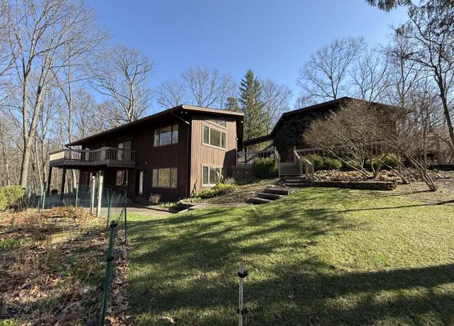 Property at 3375 Riverbend Dr, Ann Arbor, MI 48105, 4 beds, 3.5 baths