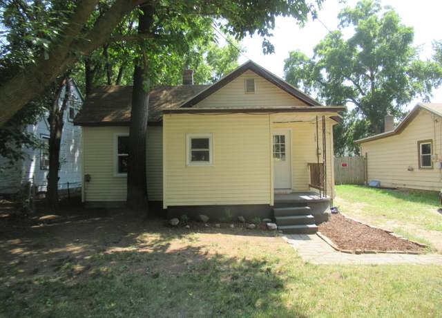 Property at 100 SE Meerse St, Grand Rapids, MI 49507, 1 bed, 1 bath