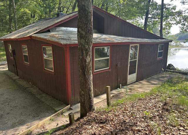 Property at 9572 S Oxeye Ave, Baldwin, MI 49304, 2 beds, 1 bath