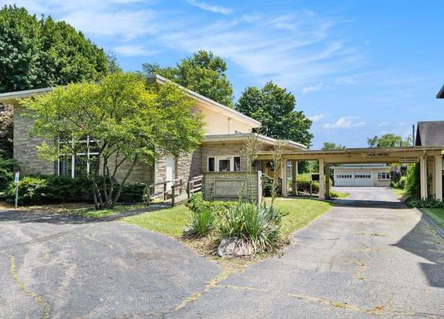 Property at 286 Capital Ave NE, Battle Creek, MI 49017, 6 beds, 2.5 baths