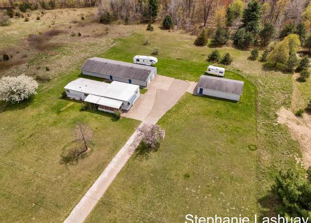Property at 5150 Egner St NE, Sand Lake, MI 49343, 3 beds, 1 bath