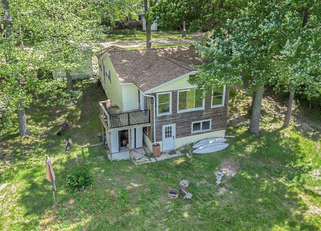 Property at 4595 Hunters Trl, Six Lakes, MI 48886, 3 beds, 2 baths