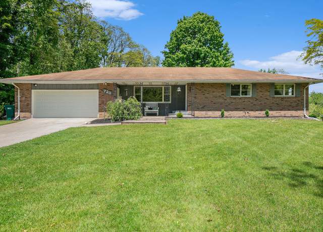 Property at 720 Riverside Dr, Constantine, MI 49042, 3 beds, 2.5 baths