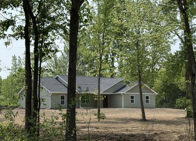 Property at 4745 Keith Rd, Hillsdale, MI 49242, 3 beds, 2 baths