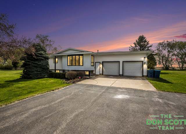 Property at 12925 Harrisburg Rd, Ravenna, MI 49451, 4 beds, 2 baths