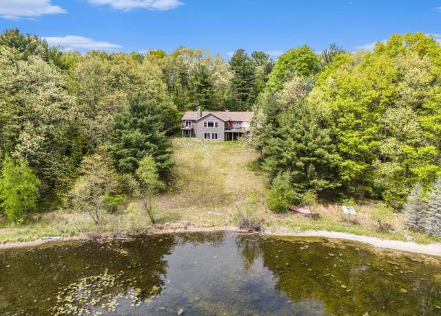 Property at 7431 W Buchanan Rd, Shelby, MI 49455, 3 beds, 2.5 baths