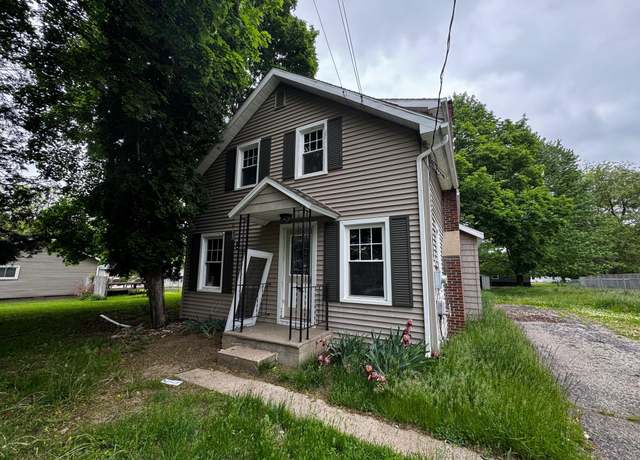 Property at 627 24th St, Jackson, MI 49203, 3 beds, 1.5 baths