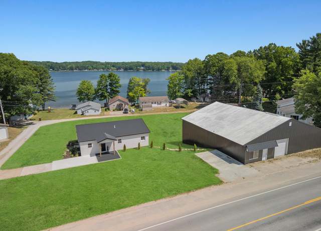 Property at 7510 Taft Rd, Mecosta, MI 49332, 3 beds, 1 bath