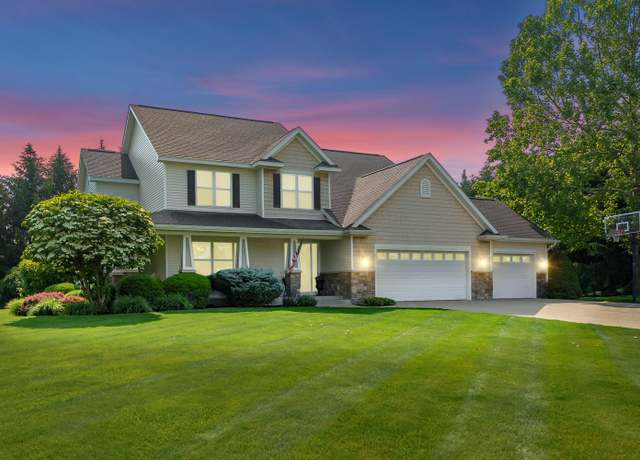 Property at 16069 Grazenview St, Schoolcraft, MI 49087, 4 beds, 3.5 baths