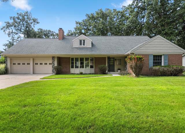 Property at 2901 Winchell Ave, Kalamazoo, MI 49008, 4 beds, 2.5 baths