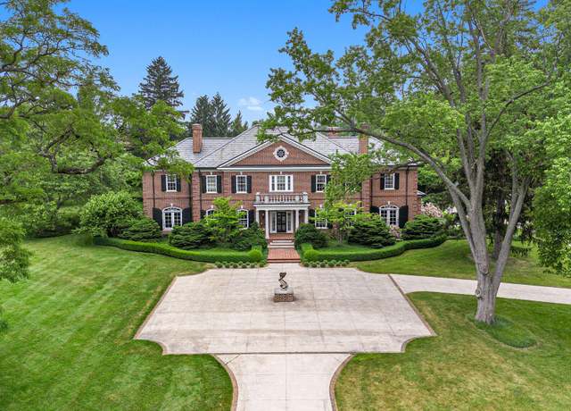 Property at 1995 San Lu Rae Dr SE, East Grand Rapids, MI 49506, 5 beds, 8 baths