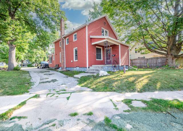Property at 1315 Maple St, Niles, MI 49120, 4 beds, 2 baths