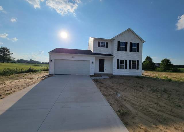 Property at 6179 Greenbriar Dr, Lowell, MI 49331, 4 beds, 2.5 baths