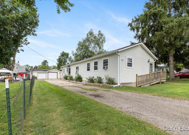 Property at 539 Price St, Ionia, MI 48846, 3 beds, 2 baths