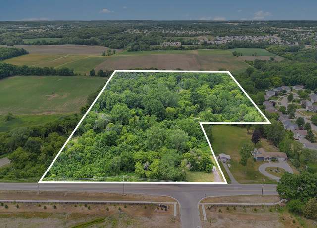 Property at 7079 Hanna Lake Ave SE, Caledonia, MI 49316