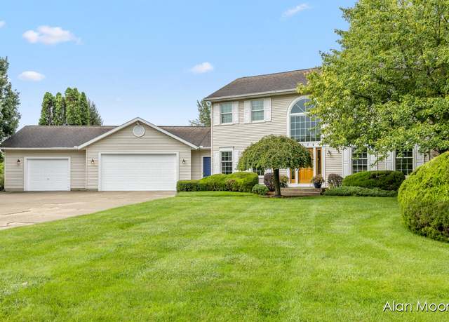 Property at 6574 Gran Via Dr NE, Rockford, MI 49341, 5 beds, 3.5 baths