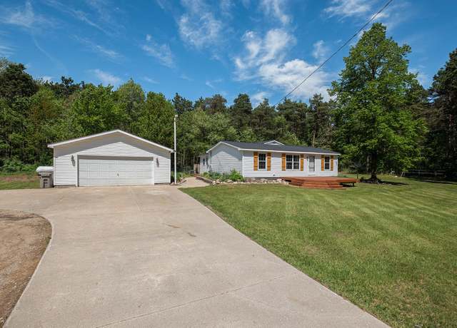 Property at 4171 E 124th St, Grant, MI 49327, 4 beds, 2 baths