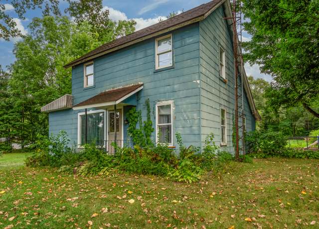 Property at 55683 Colby St, Dowagiac, MI 49047, 3 beds, 1 bath