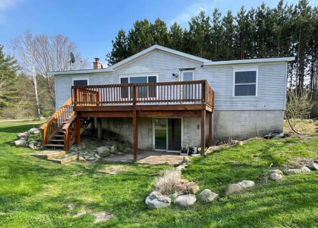 Property at 170 Meceola Rd, Lake, MI 48632, 3 beds, 2 baths