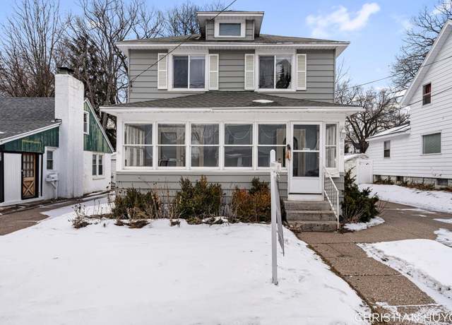 Property at 864 Diamond Ave NE, Grand Rapids, MI 49503, 4 beds, 2 baths