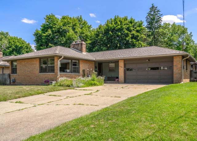 Property at 923 Par 4 Rd, Kalamazoo, MI 49008, 3 beds, 1.5 baths