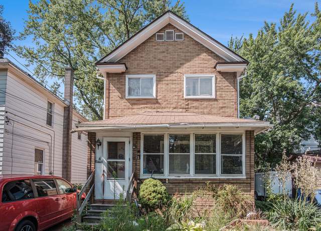 Property at 155 Palmer St NE, Grand Rapids, MI 49505, 2 beds, 1 bath