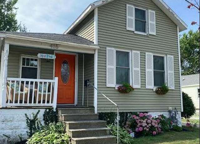 Property at 416 Jackson St, Grand Haven, MI 49417, 3 beds, 1.5 baths