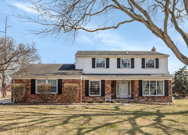Property at 17022 Winchester Dr, Northville, MI 48168, 4 beds, 2.5 baths