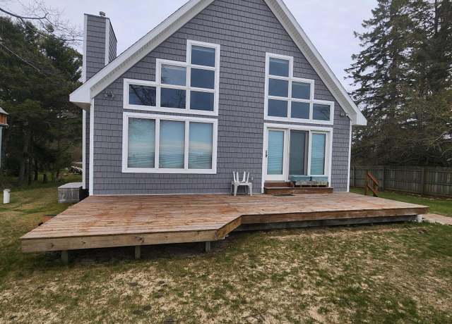 Property at 6432 Lakeshore Rd, Manistee, MI 49660, 4 beds, 2 baths