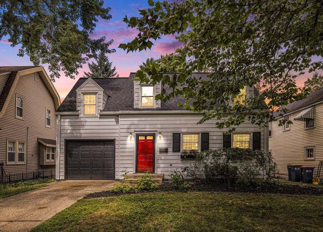 Property at 703 Griswold St SE, Grand Rapids, MI 49507, 3 beds, 1.5 baths